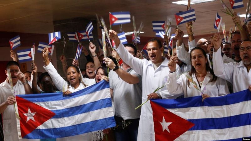 febrero llegan médicos cubanos