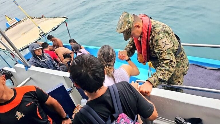 avioneta cae en islas Galápagos