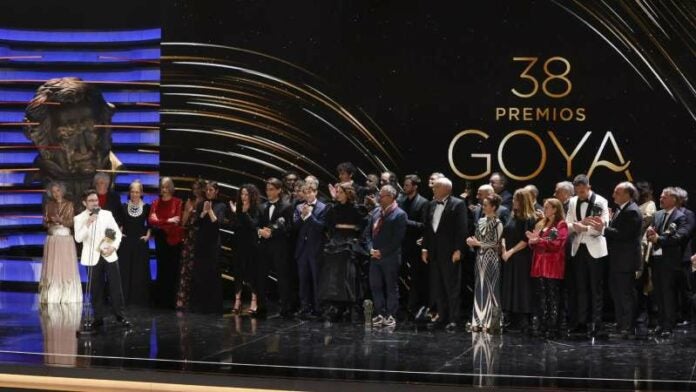 Premios Goya a la sociedad de la nieve