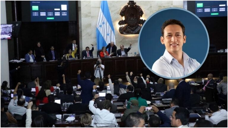 Título universitario para ser diputado en Honduras