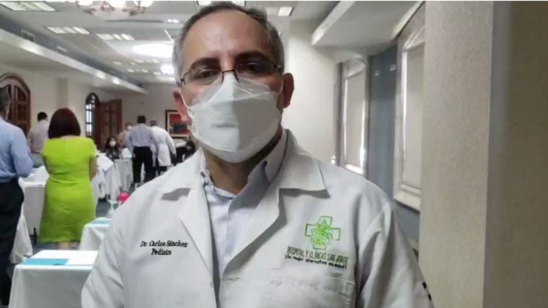 Al menos 16 médicos cubanos serán distribuidos en el Hospital Escuela