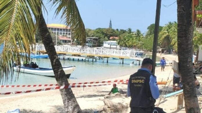 Hombre muere ahogado en Roatán