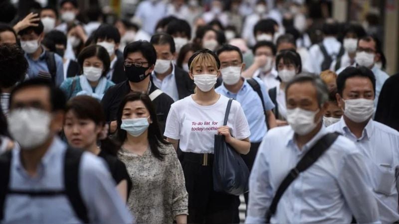 Japón intenta calmar temores de la población tras brote de una peligrosa infección bacteriana