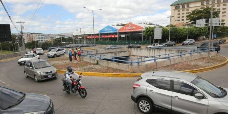 Cambian vías en dos calles de colonia Alameda en la capital