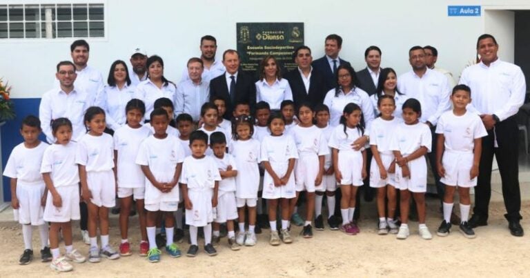 Fundación Real Madrid y Fundación Diunsa inauguran escuela sociodeportiva en Comayagua