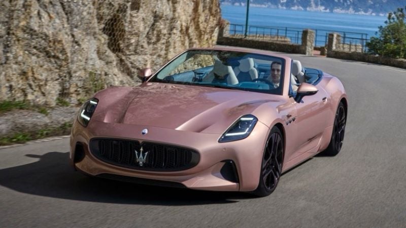 Maserati Grancabrio se posiciona como el convertible eléctrico más rápido del mundo