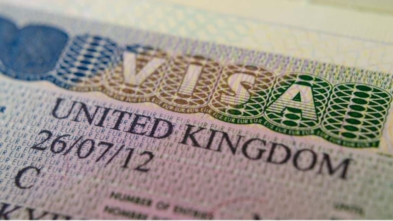 Reino Unido pide mayores ingresos económicos para conceder visados familiares