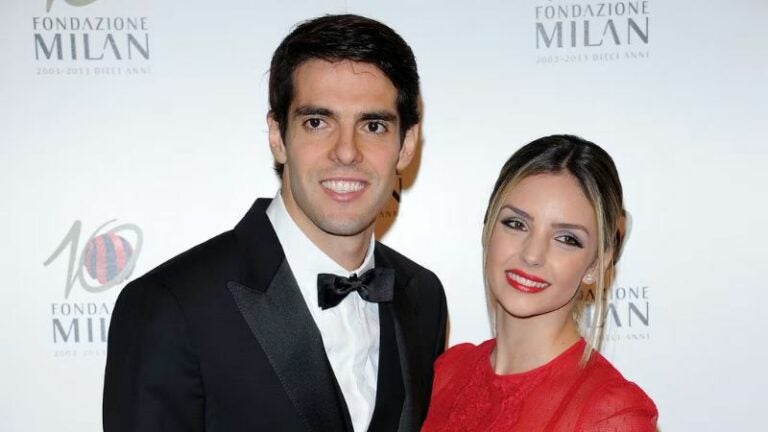 Exesposa de Kaká revela que lo dejó por ser “demasiado perfecto” para ella