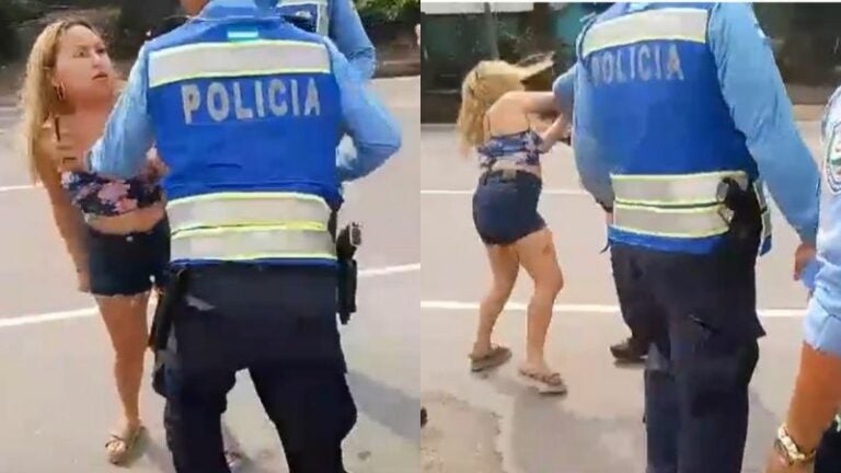 Policía se enfrenta con mujeres