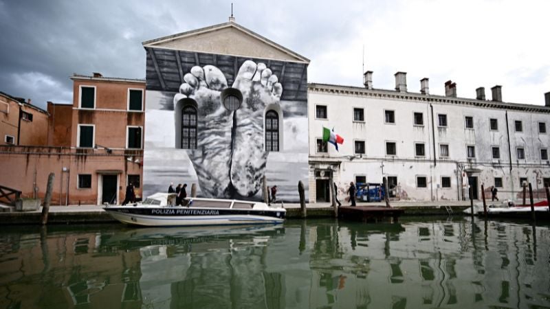El Vaticano lleva arte a una cárcel de mujeres de Venecia