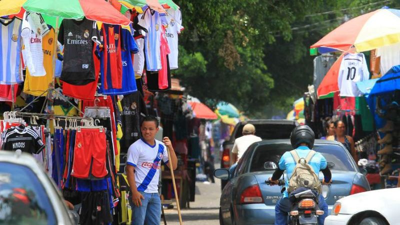 Hondureños en la economía informal