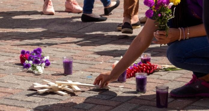 Violencia contra la mujer