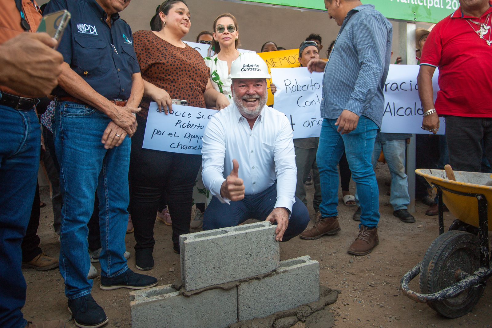 Roberto Contreras
