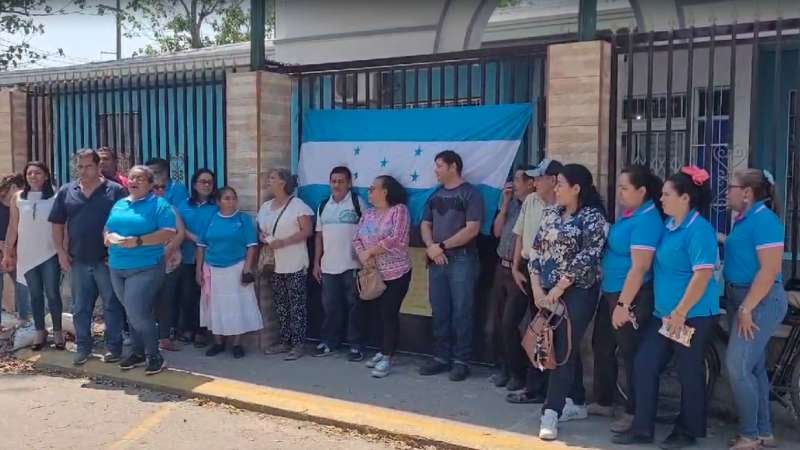 Agua en la Departamental de Educación de Cortés
