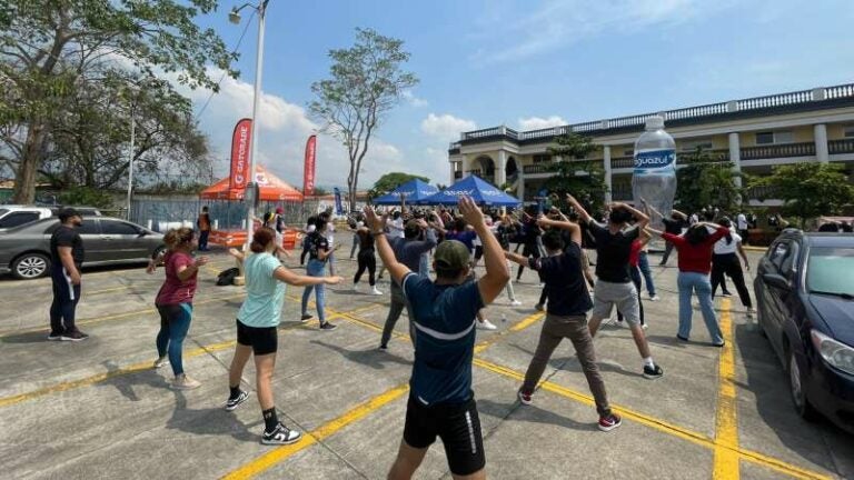 UTH Día Mundial de la Actividad Física