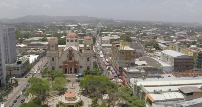 Siguen imperando las condiciones secas y cálidas este miércoles