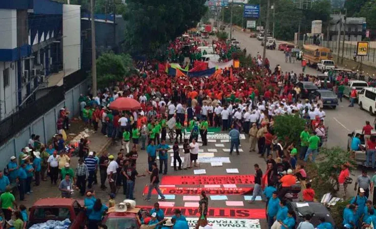 Calles cerradas en Tegucigalpa por movilización en Día del Trabajador