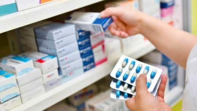 ASJ: Falta de adjudicación de contratos pone en riesgo el abastecimiento de medicamentos