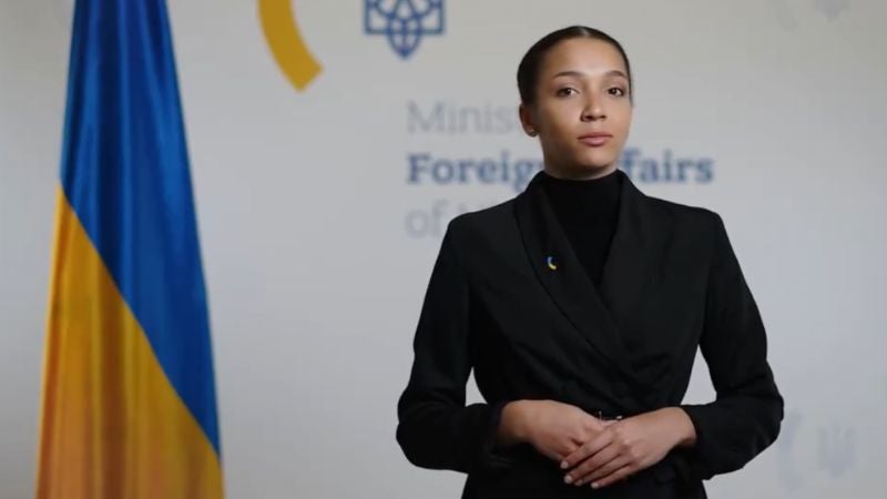 Ucrania presenta a Victoria Shi, la primera vocera creada con Inteligencia Artificial