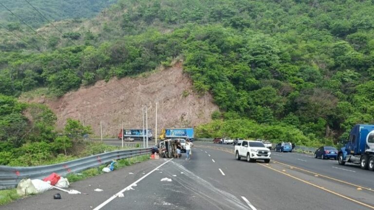 Muertos accidente canal seco