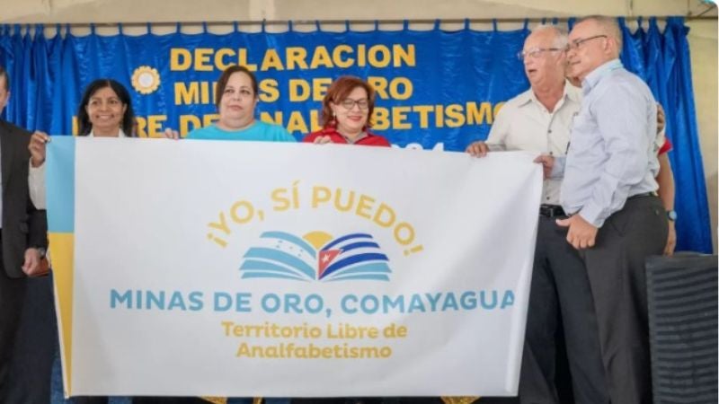 Declaran 101 municipios libres de analfabetismo