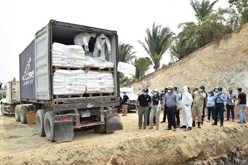 MP coordina destrucción de 1120 sacos de potasio para elaborar droga