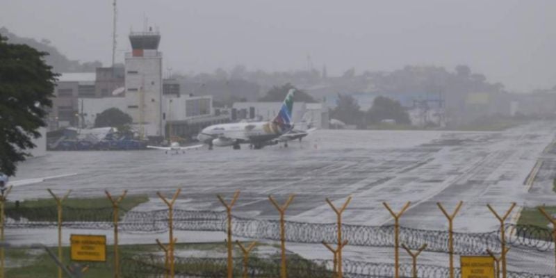 Aeropuerto de TGU y La Lima dejan continúan sin operar por contaminación del aire