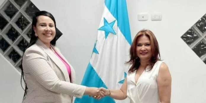 Nombran a Yadira Álvarez como directora interina del IHSS