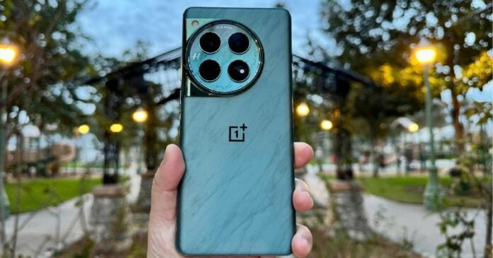 OnePlus 12, un teléfono espectacular