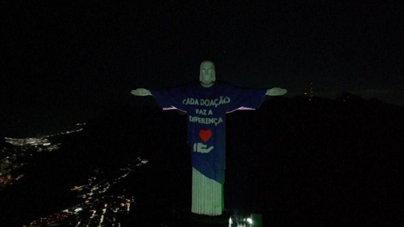 Iluminan Cristo Redentor Brasil