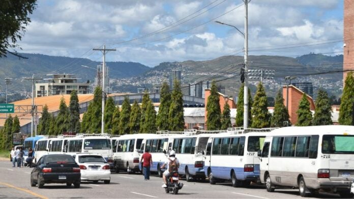 Transportistas se reunirán mañana