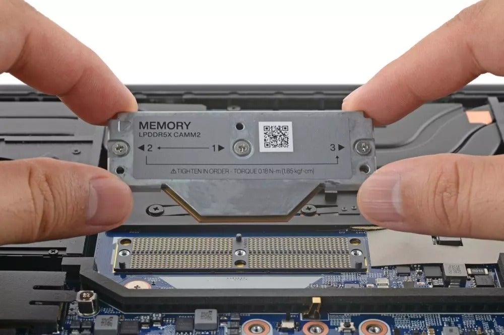 Lenovo anuncia el primer portátil equipado con memoria LPCAMM2