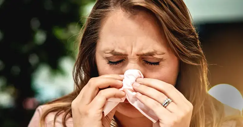 Las personas con influenza son más contagiosas durante los primeros 3 días del curso de la enfermedad. Algunas personas, incluso los niños pequeños y las personas con el sistema inmunitario debilitado, pueden ser contagiosas durante periodos de tiempo más prolongados.