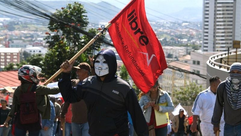 Rechazan grupos paramilitares de Libre