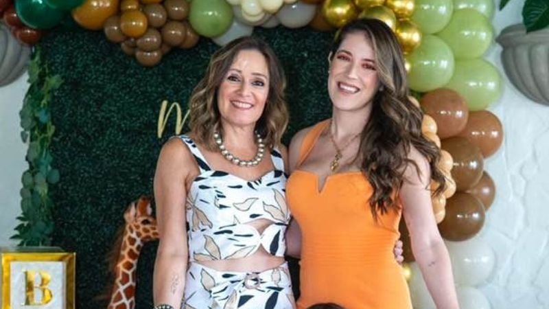 María y su mamá 