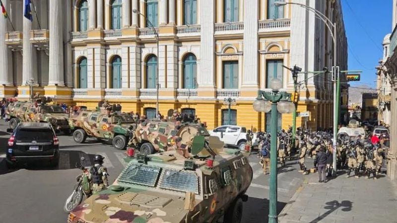PresidntePresidente de Bolivia denuncia movilizaciones irregulares del ejército