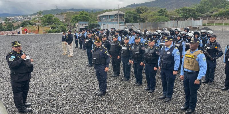 Policía Nacional interviene de manera permanente la colonia Villa Nueva