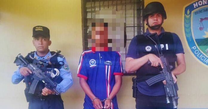 DPI captura a militar que ultimó a su padre a pedradas en Sabanagrangre