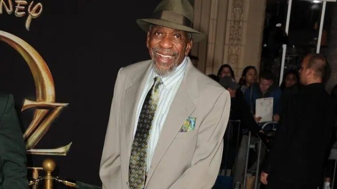 Muere Bill Cobbs