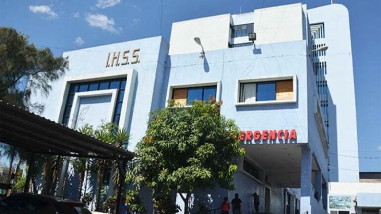 pacientes IHSS dengue