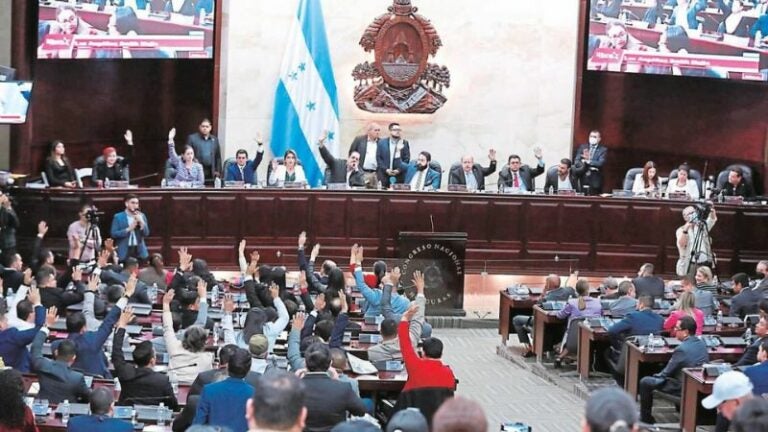 Cortés tendrá cinco diputados más