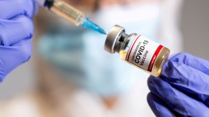 OMS lamenta el descenso de la vacunación contra el Covid-19