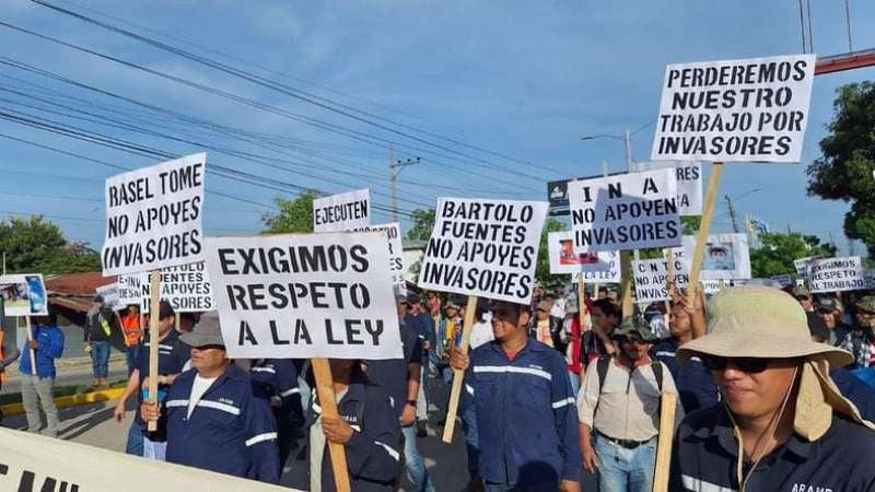 Bloquean paso en El Progreso