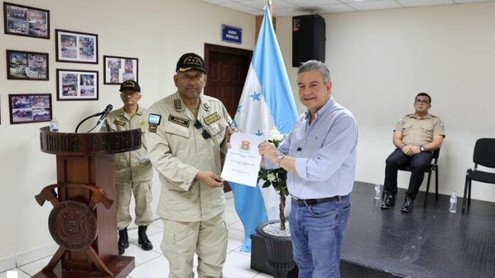 Aumento a los bomberos