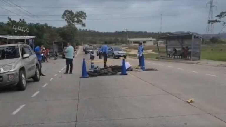 Motociclista fallece tras colisionar en la salida al sur de TGU