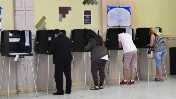 Unos 120,000 de hondureños votarán por Trump, según fundación