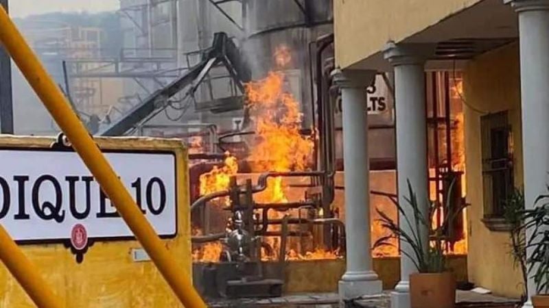 Incendio en fábrica de Tequila, México.