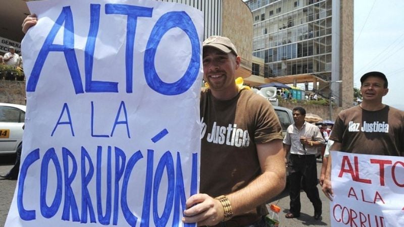 Un 80% de los hondureños cree que los políticos son corruptos