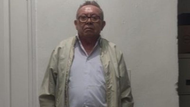 Dictan arresto domiciliario a implicado en el casas contenedores