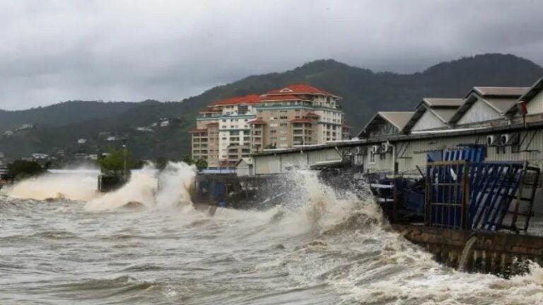 Al menos 3 millones de niños en riesgo por paso de huracán Beryl en el Caribe